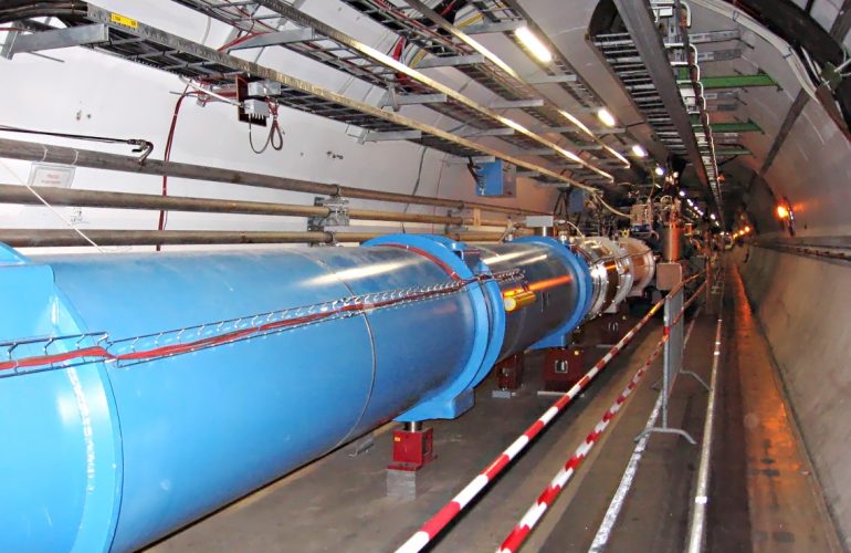 CERN_LHC_Tunnel1