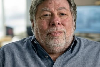 Steve Wozniak definisce Tesla la peggiore per la tecnologia di guida